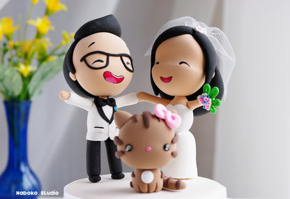 Custom Wedding Cake Topper with Cat | Bride and Groom with Tabby Cat