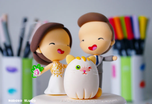 Custom Wedding Cake Topper with Cat | Bride and Groom with Cat